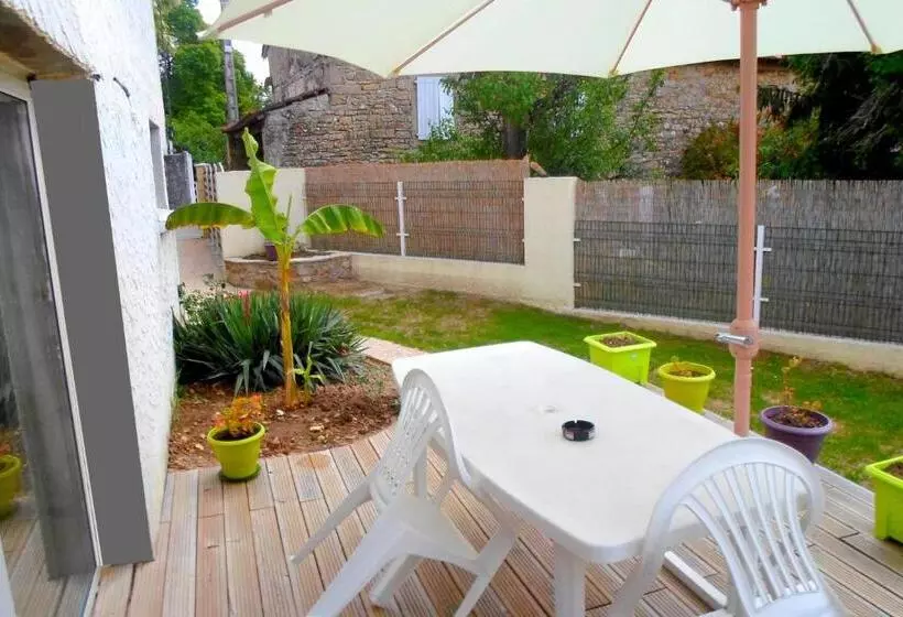 ベッドアンドブレックファースト Chambres D Hôtes Le Clos Du Murier