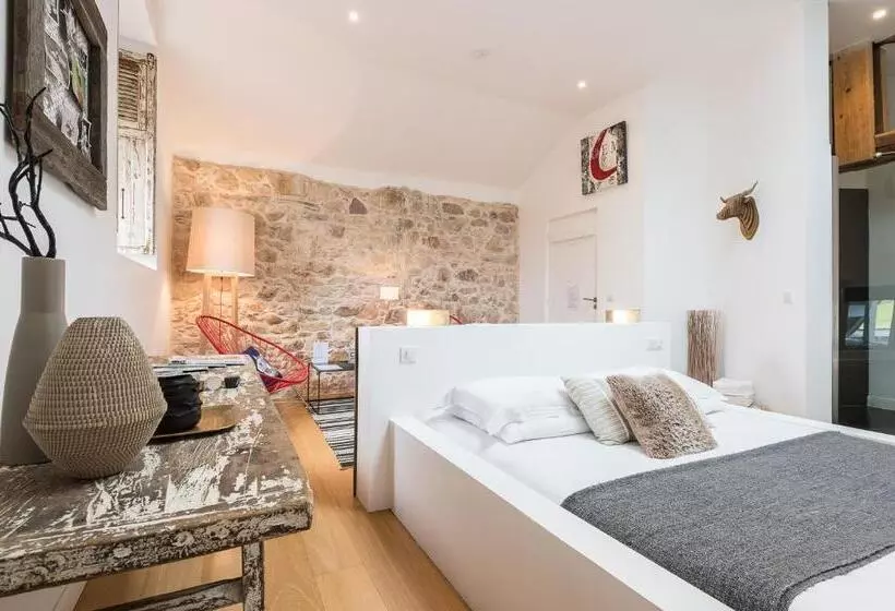 Aamiaismajoitus (B&B) Ferme Elhorga