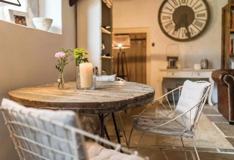 Aamiaismajoitus (B&B) Ferme Elhorga