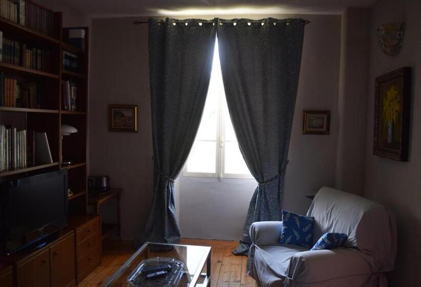 ベッドアンドブレックファースト La Becassiere