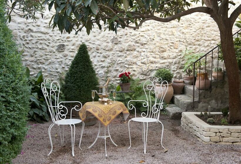 مبيت وإفطار La Maison Du Peintre En Provence