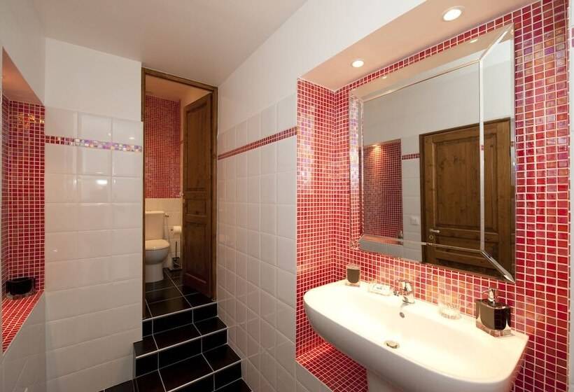 مبيت وإفطار La Maison Du Peintre En Provence