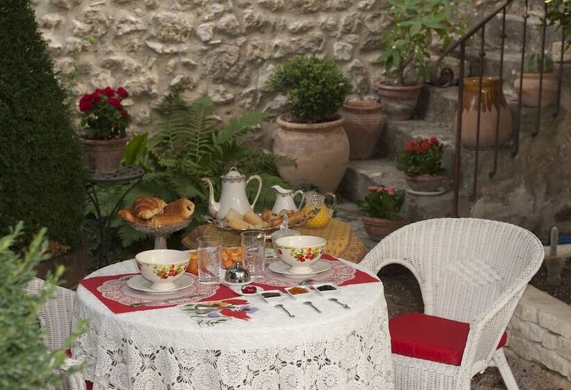 مبيت وإفطار La Maison Du Peintre En Provence