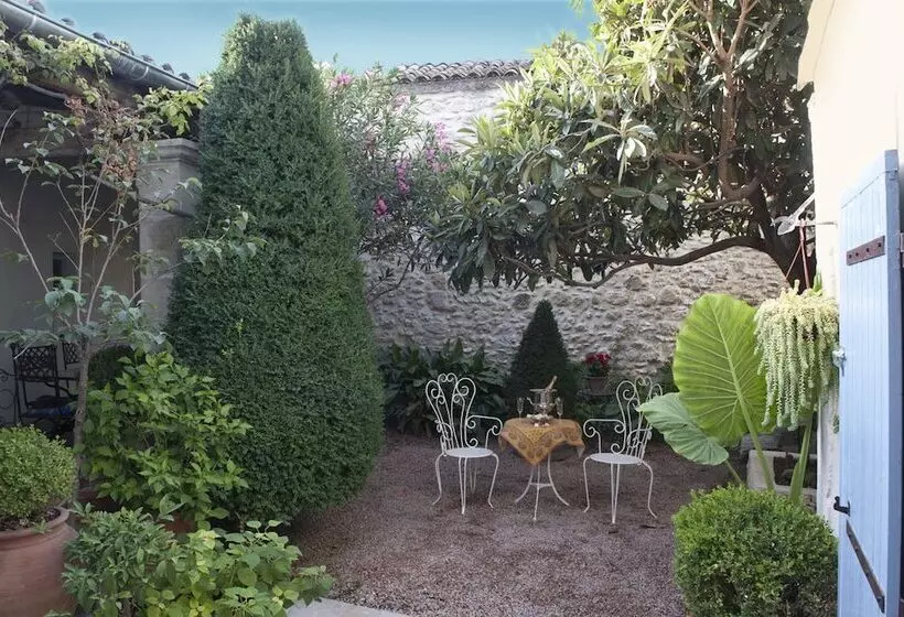 Aamiaismajoitus (B&B) La Maison Du Peintre En Provence
