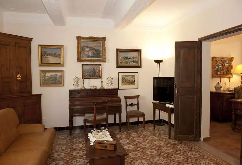 Aamiaismajoitus (B&B) La Maison Du Peintre En Provence