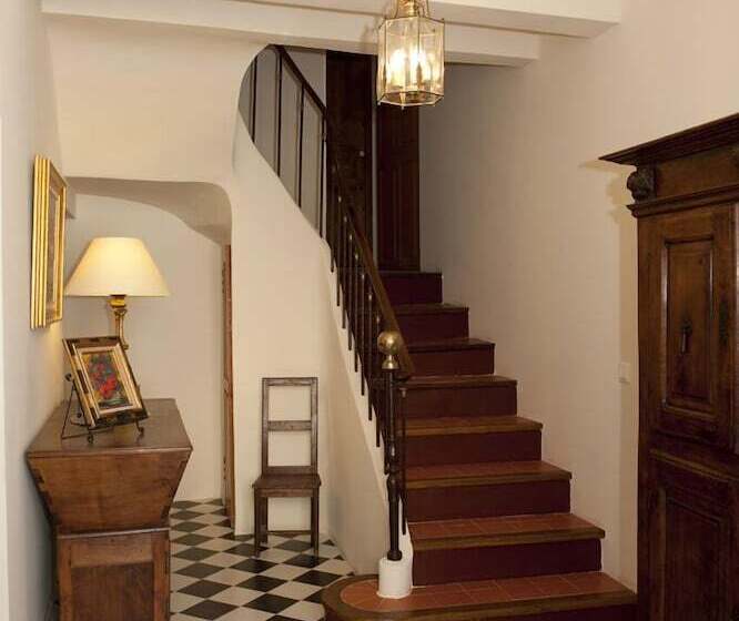 مبيت وإفطار La Maison Du Peintre En Provence