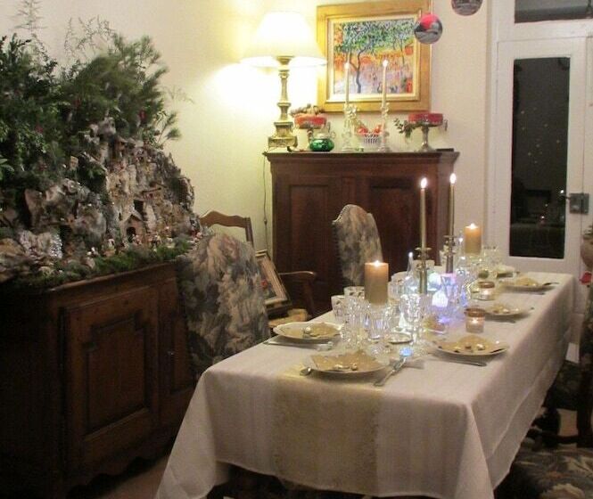 مبيت وإفطار La Maison Du Peintre En Provence