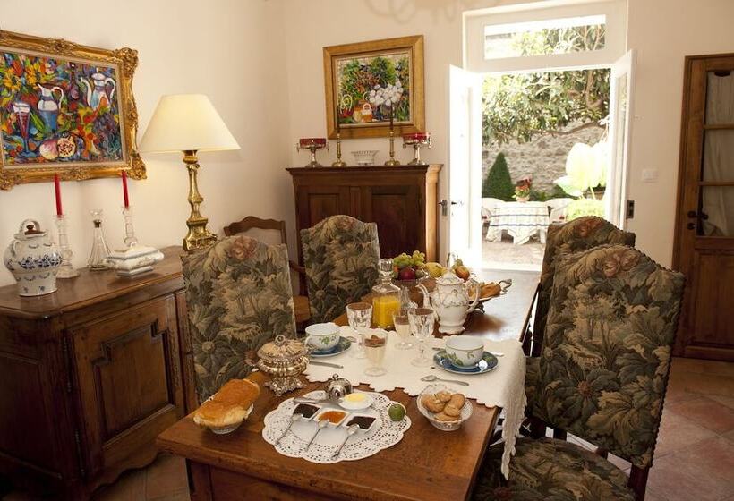 مبيت وإفطار La Maison Du Peintre En Provence