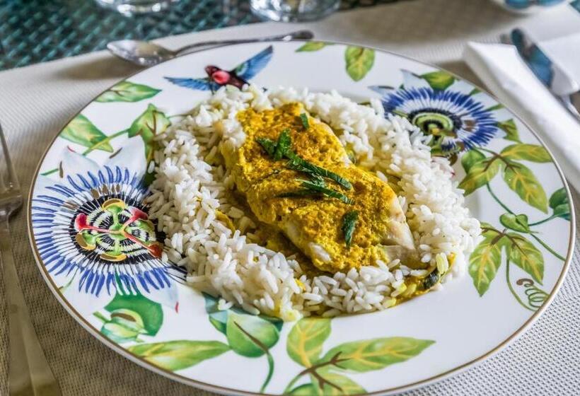 Bed and Breakfast La Maison Rouge Brocéliande