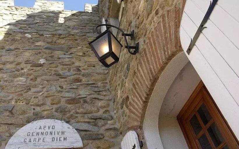 ベッドアンドブレックファースト Le Castell Du Vila
