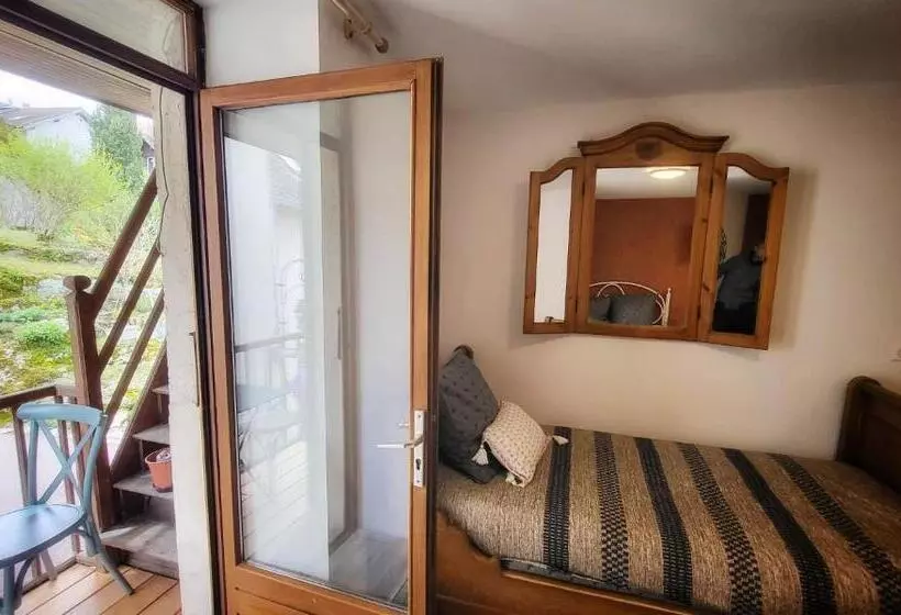 Aamiaismajoitus (B&B) Le Doux Nid