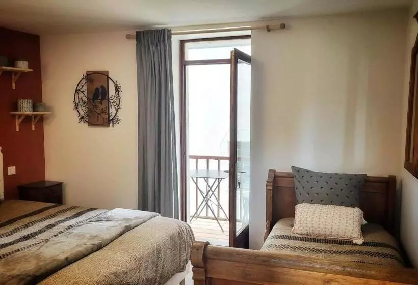 Aamiaismajoitus (B&B) Le Doux Nid