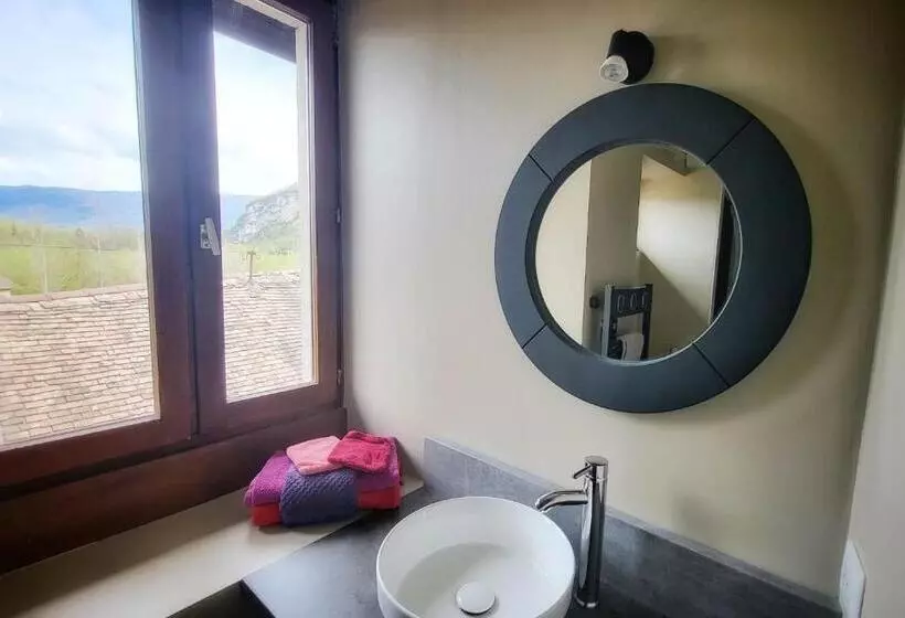 Aamiaismajoitus (B&B) Le Doux Nid