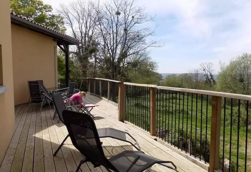 Aamiaismajoitus (B&B) Le Grand Noyer