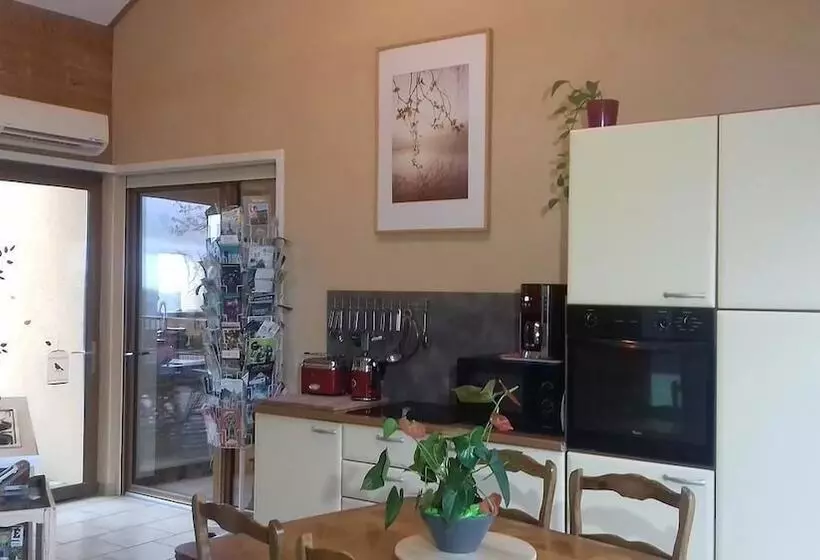 Aamiaismajoitus (B&B) Le Grand Noyer
