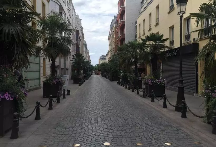 هتل Chevallier