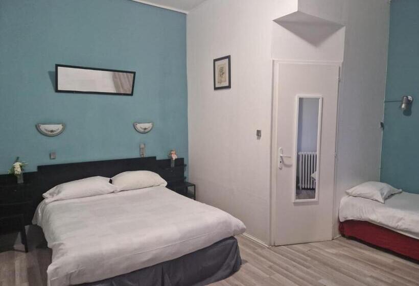 فندق De L'academie