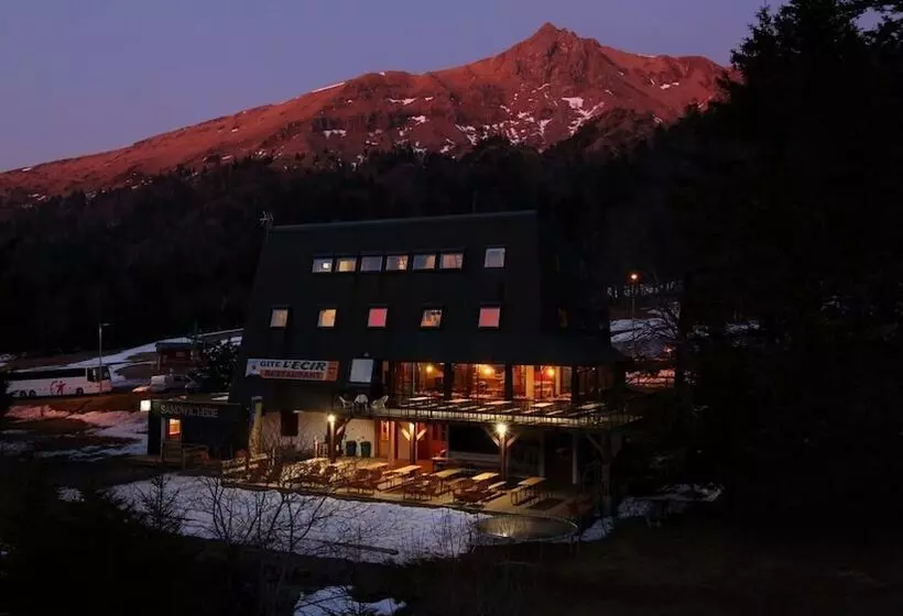 ホテル Gîte Hôtel Le P Tit Cham