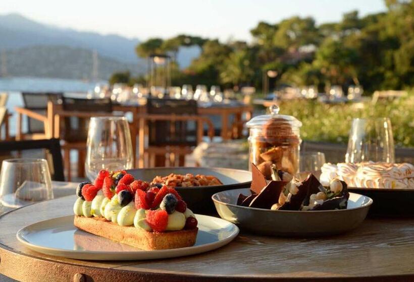 ホテル Hôtel Le Belvédère