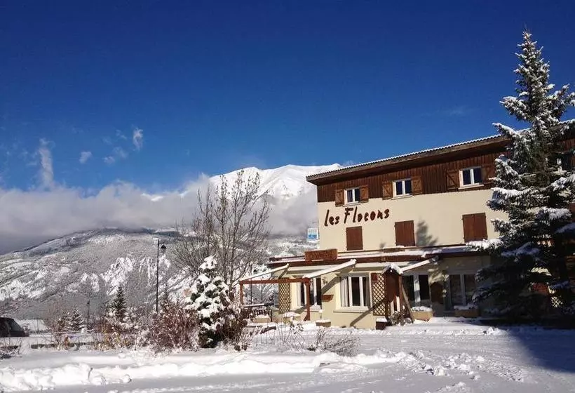 ホテル Hôtel Les Flocons