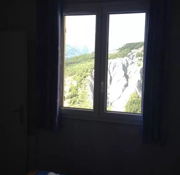 ホテル Hôtel Les Flocons