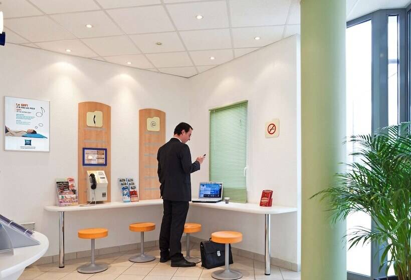 酒店 Ibis Budget Mantes La Jolie Sully