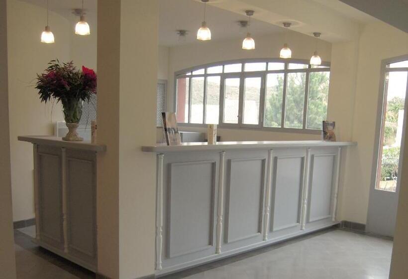 ホテル La Pinède