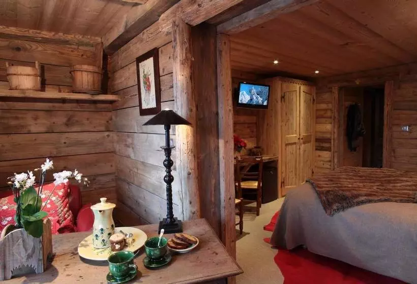 ホテル Les Chalets Hôtel De La Croix Fry