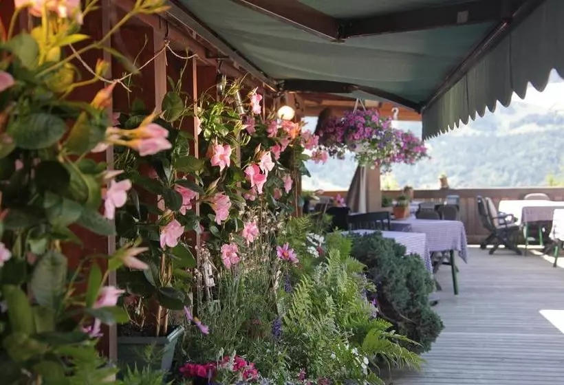 ホテル Les Chalets Hôtel De La Croix Fry