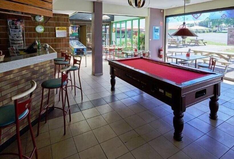 فندق Relais Des 3 Pommes