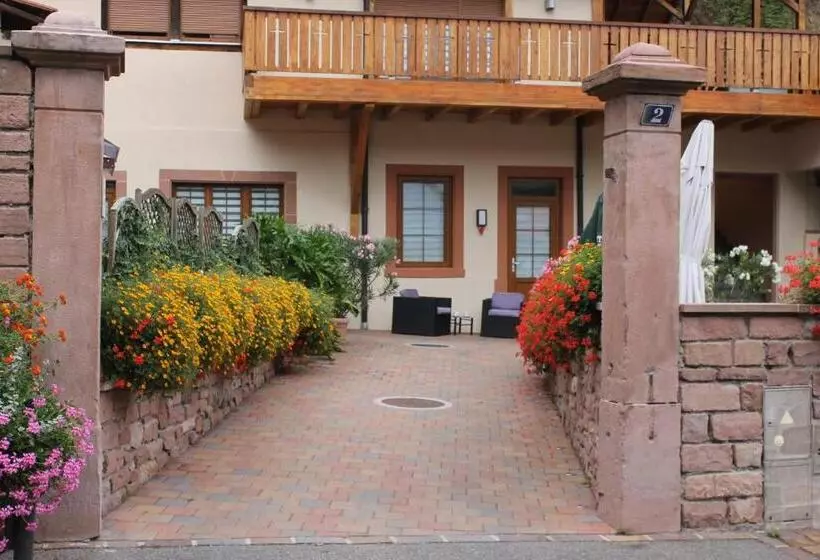 هتل Restaurant 3 Châteaux