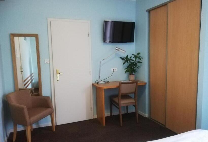 Отель Restaurant Le Moschenross