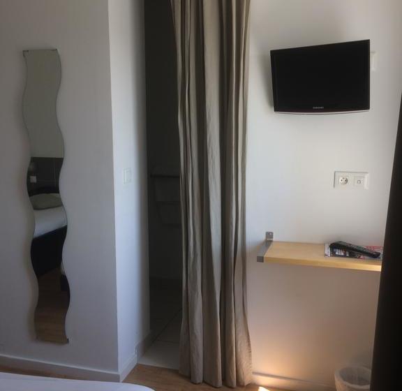 בית מלון כפרי Hôtel Restaurant Le Terre Neuvas