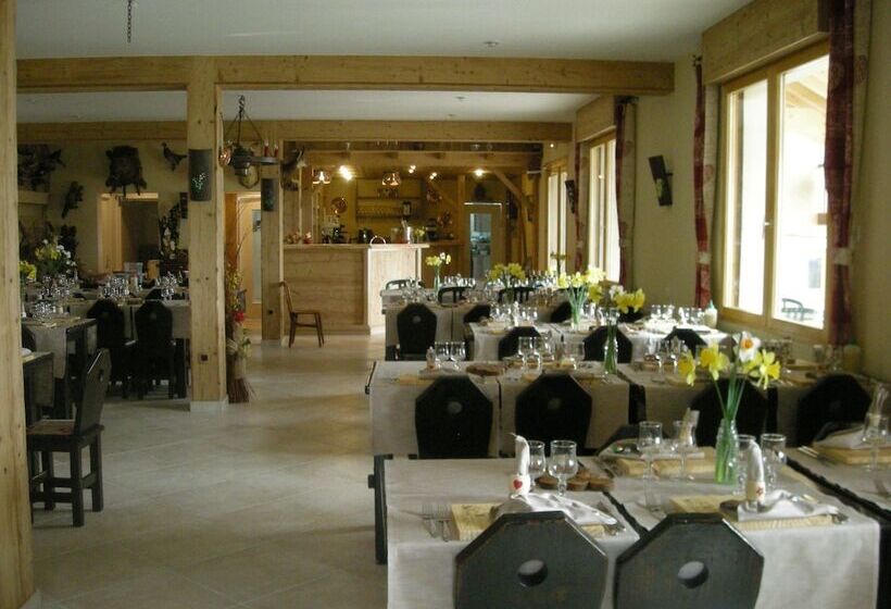 ユースホステル Auberge La Ferme De Ferrières