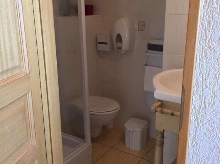 ユースホステル Auberge La Ferme De Ferrières