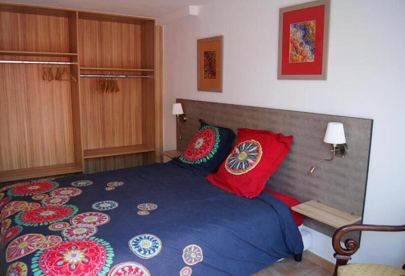 ベッドアンドブレックファースト La Bastide De L'olivier