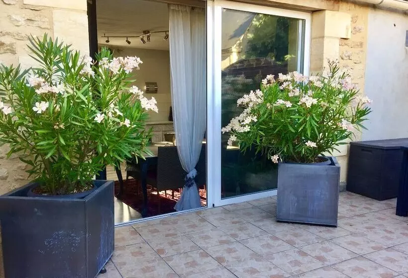 La Clef Des Songes B&b De Charme Sarlat Centre Parking Gratuit Piscine Et Espace Bien être à 4