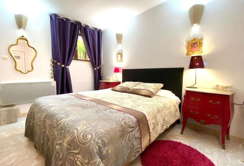 La Clef Des Songes B&b De Charme   Sarlat Centre   Parking Gratuit   Piscine Et Espace Bien être à 4