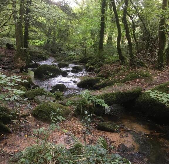 ベッドアンドブレックファースト La Grange De Coatélan