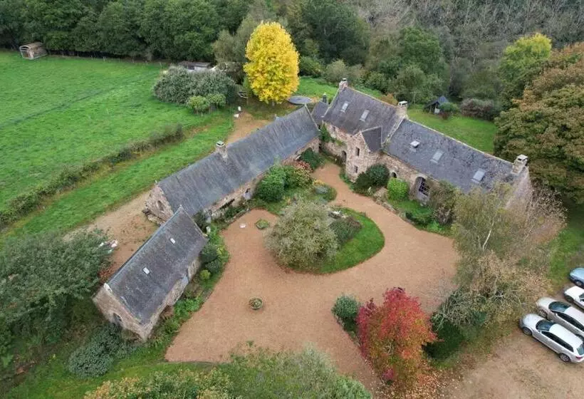 Aamiaismajoitus (B&B) La Grange De Coatélan