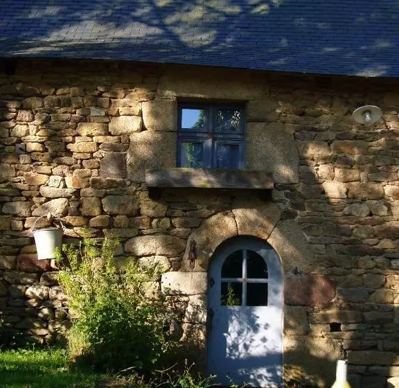 Aamiaismajoitus (B&B) La Grange De Coatélan