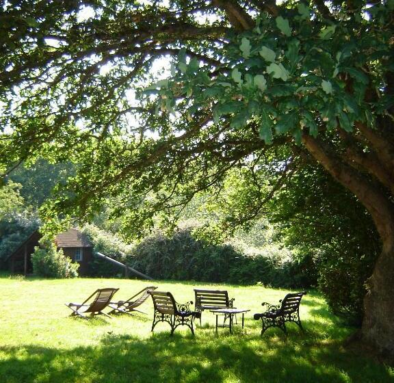 ベッドアンドブレックファースト La Grange De Coatélan