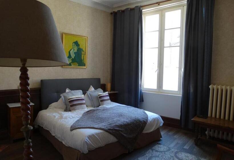 مبيت وإفطار Le Belvedere Des Remparts