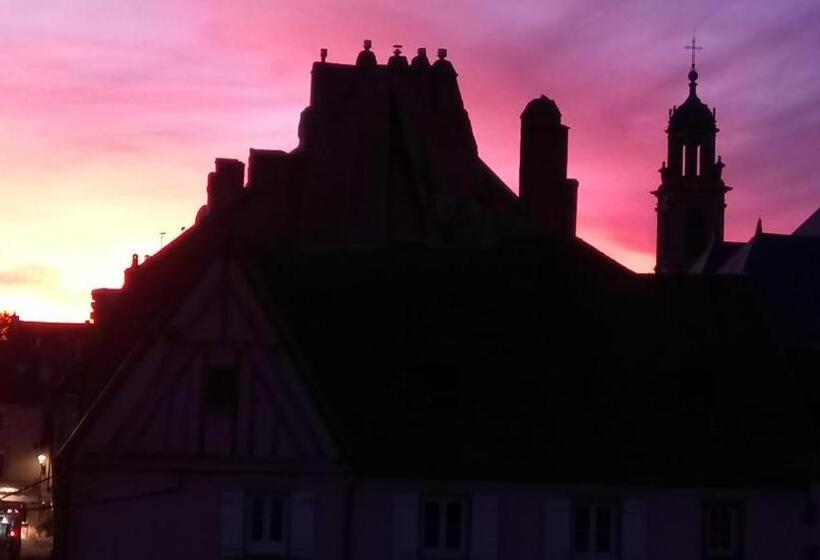 مبيت وإفطار Le Belvedere Des Remparts