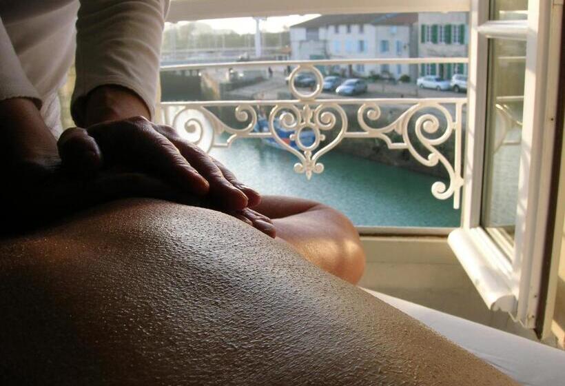 צימר Le Corps De Garde