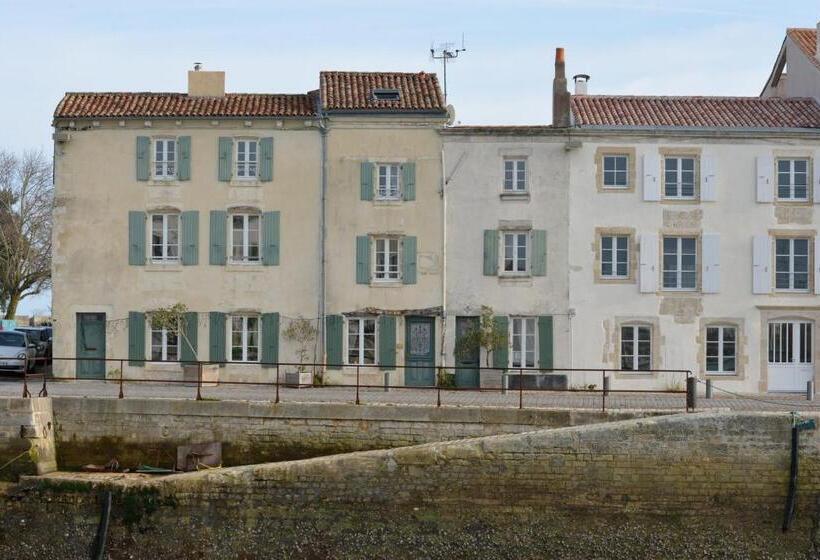 צימר Le Corps De Garde