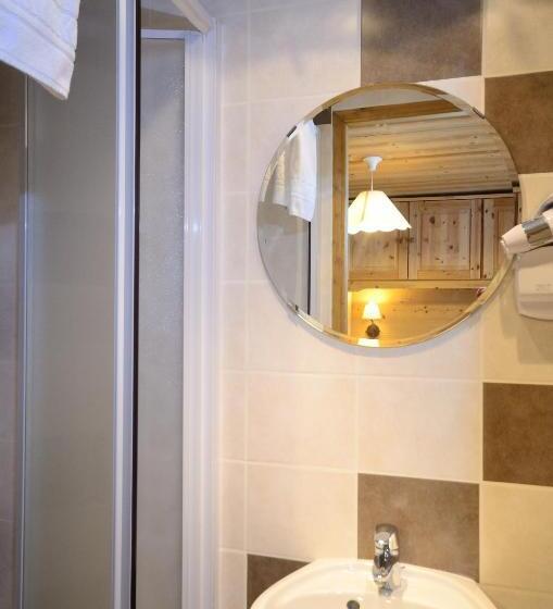 Chalet Hotel La Tarine