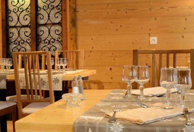 Chalet Hotel La Tarine