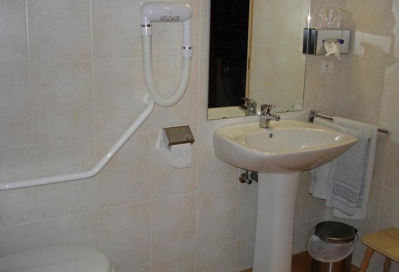 בית מלון כפרי A L'ancienne Poste