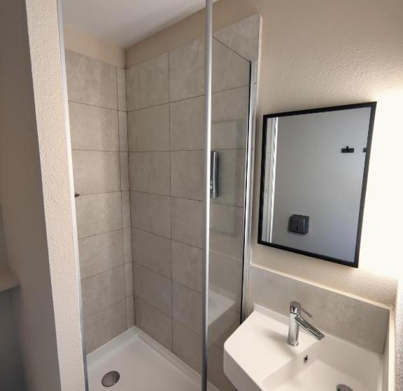 B&b Hotel La Rochelle Centre Les Minimes